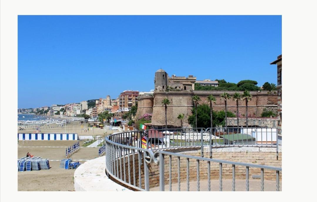 Lo Scoglio Dei Volsci Bed & Breakfast Nettuno Eksteriør bilde